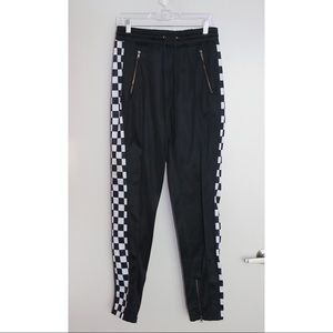 Zumiez men's black checkered sweatpants